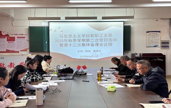 一群人在餐厅用餐
AI 生成的内容可能不正确。